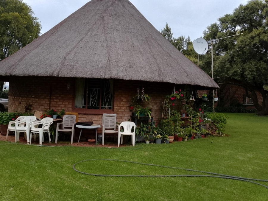 Commercial Property for Sale in Hartbeesfontein North West